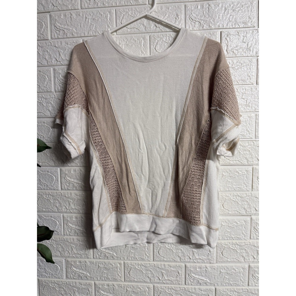 BKE Women’s XS Tan/cream V Design With Knit, Round Neck Pullover Short Sleeve
